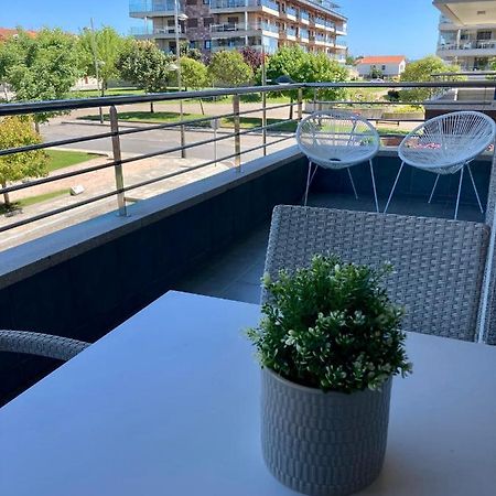 Acogedor Apartamento Con Terraza En ปอร์โตโนโว ภายนอก รูปภาพ
